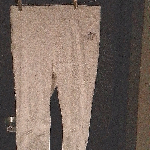 NWT women's old navy white skinny jeans - Picture 1 of 5